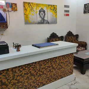 2* Hotel Khubsaras Palace By Chhabra's