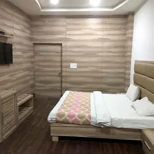 2* Hotel Prema Palace